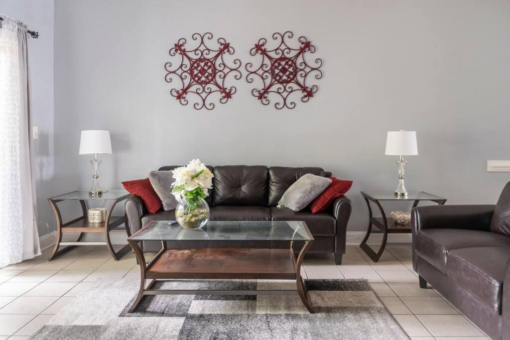 Private Room Balcony And Bathroom In تشارلستون المظهر الخارجي الصورة